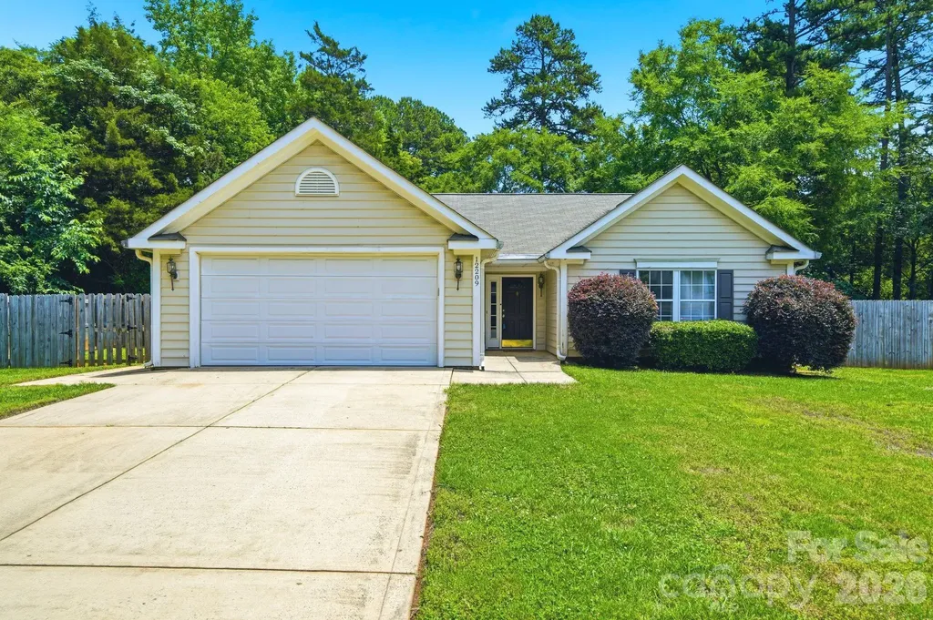 12209 Woodbend Drive Matthews NC 28105