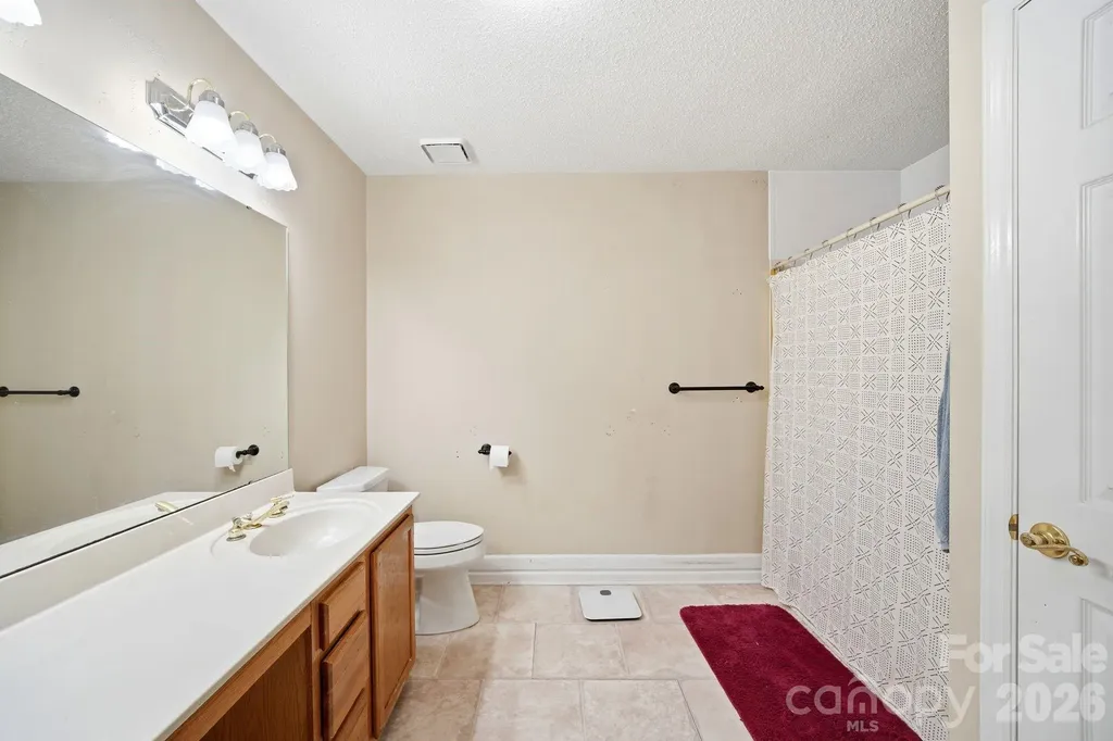 12209 Woodbend Drive Matthews NC 28105