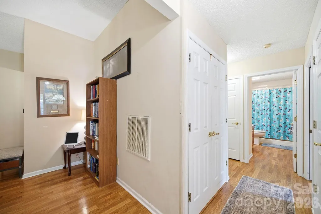 12209 Woodbend Drive Matthews NC 28105