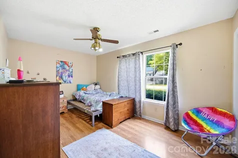 12209 Woodbend Drive Matthews NC 28105