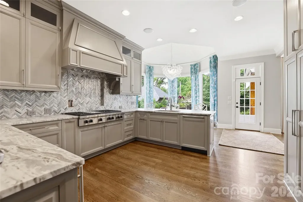2021 Coniston Place Charlotte NC 28207