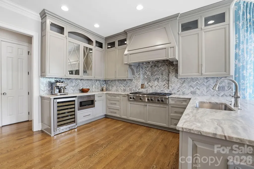 2021 Coniston Place Charlotte NC 28207