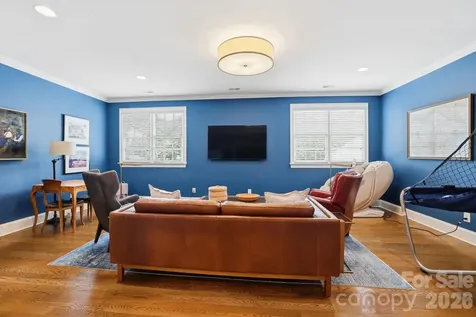 2021 Coniston Place Charlotte NC 28207