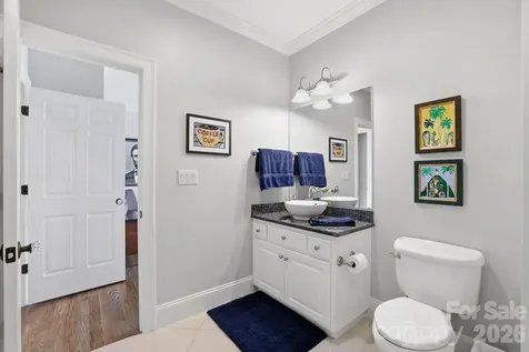 2021 Coniston Place Charlotte NC 28207