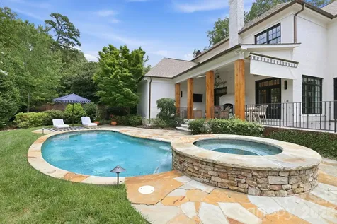 2021 Coniston Place Charlotte NC 28207
