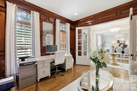 2021 Coniston Place Charlotte NC 28207