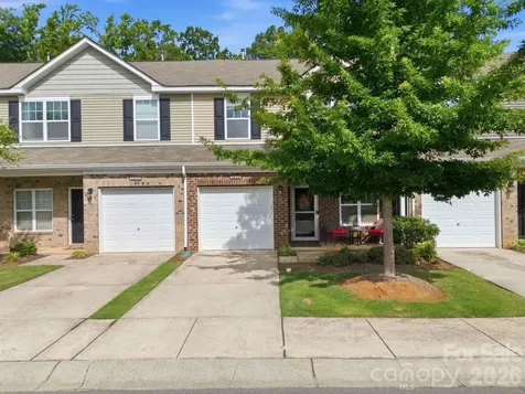 8413 Summerford Drive Charlotte NC 28269