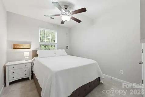 8413 Summerford Drive Charlotte NC 28269