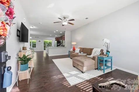 8413 Summerford Drive Charlotte NC 28269