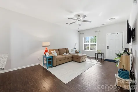 8413 Summerford Drive Charlotte NC 28269