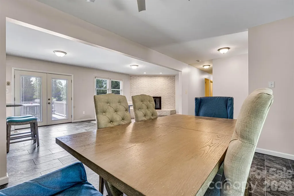 226 28th Avenue Place NE Hickory NC 28601