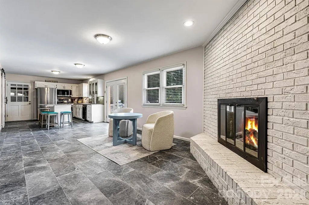226 28th Avenue Place NE Hickory NC 28601
