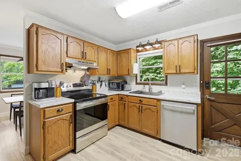 182 Saw Branch Road Candler NC 28715