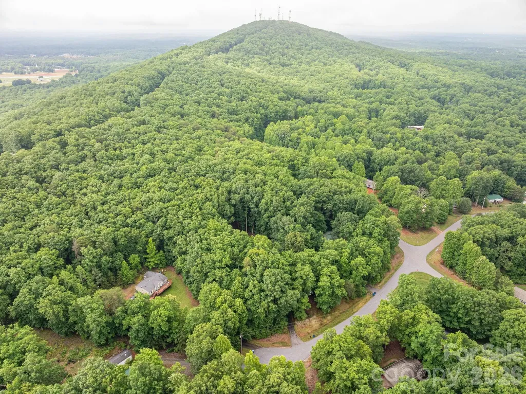 5043 Pebble Stone Road Maiden NC 28650
