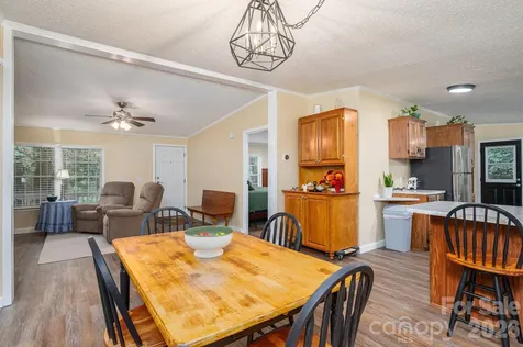 5043 Pebble Stone Road Maiden NC 28650