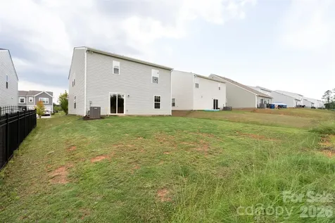 196 Brentwood Drive Statesville NC 28625