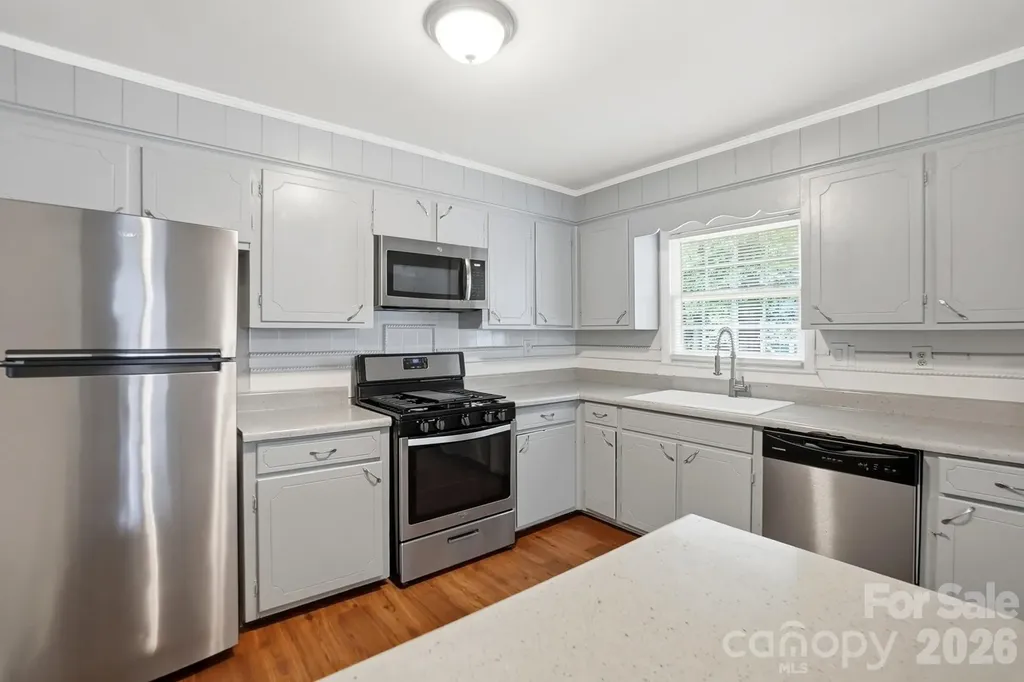 6308 Covecreek Drive Charlotte NC 28215