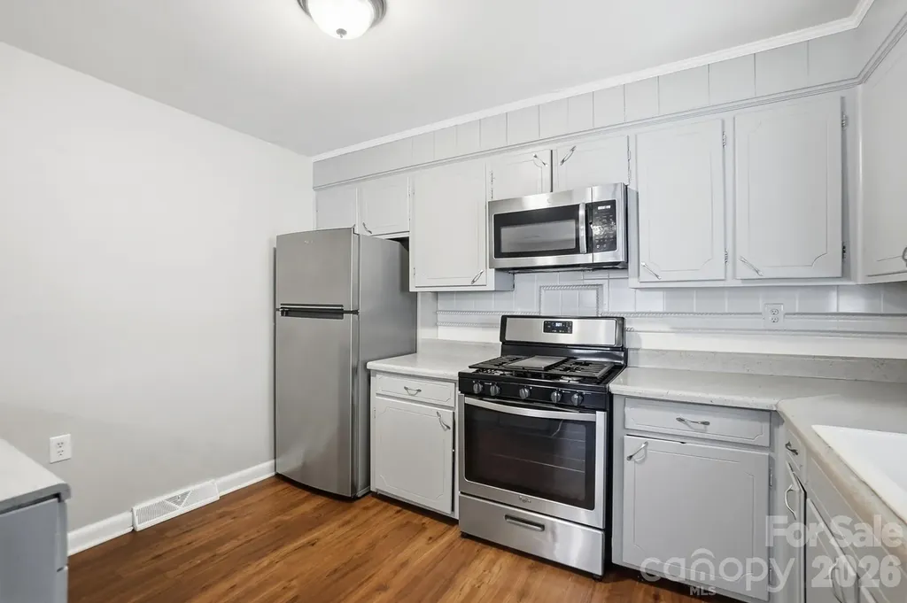 6308 Covecreek Drive Charlotte NC 28215