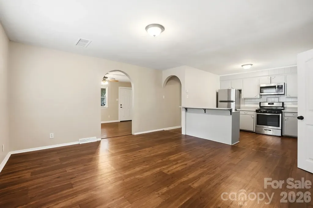6308 Covecreek Drive Charlotte NC 28215