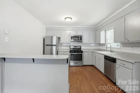 6308 Covecreek Drive Charlotte NC 28215