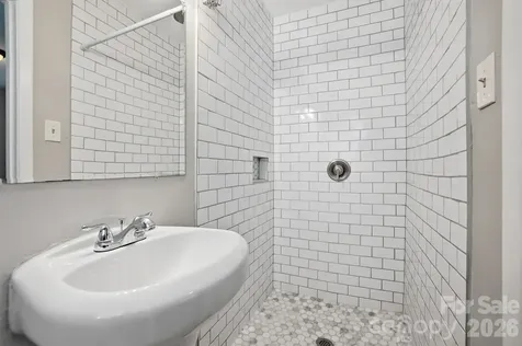 6308 Covecreek Drive Charlotte NC 28215