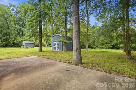 6308 Covecreek Drive Charlotte NC 28215