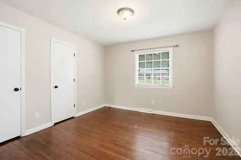 6308 Covecreek Drive Charlotte NC 28215