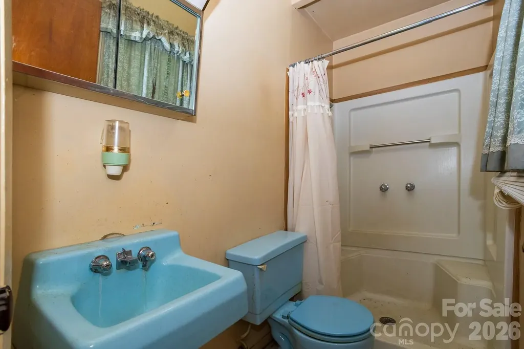 1225 Moss Road Rutherfordton NC 28139