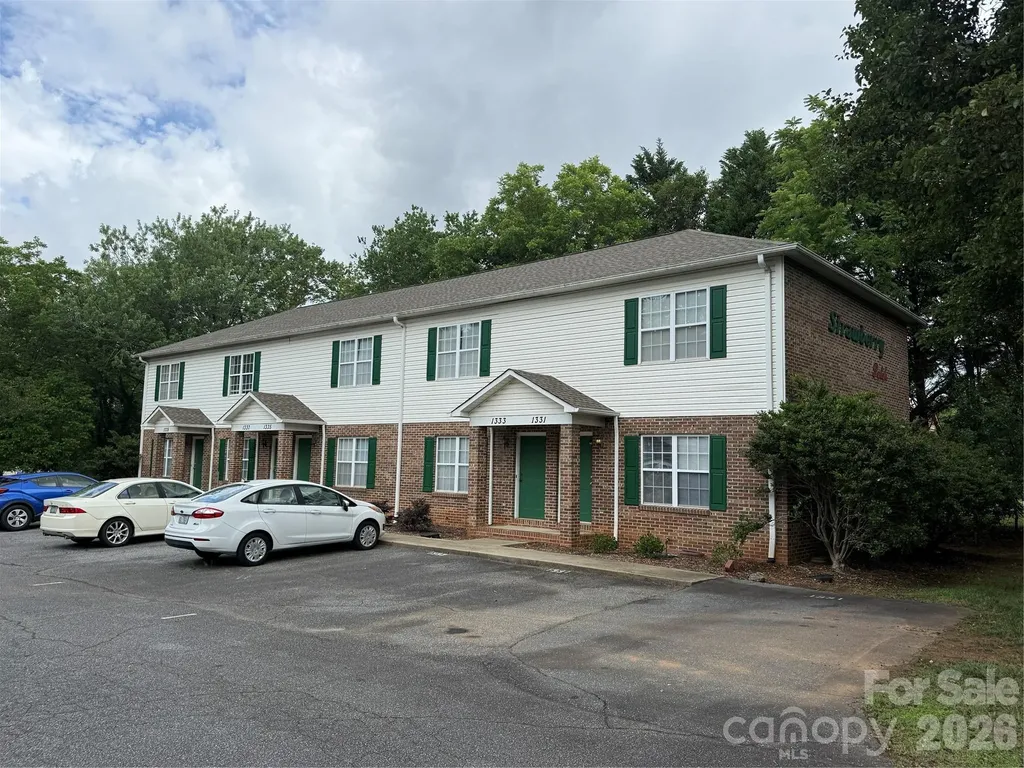 1310 And 1323 14th Street Drive NE Hickory NC 28601