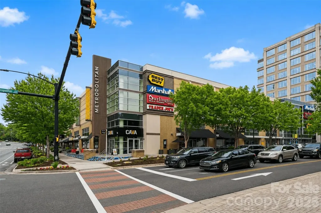 1615 Main Street Charlotte NC 28204