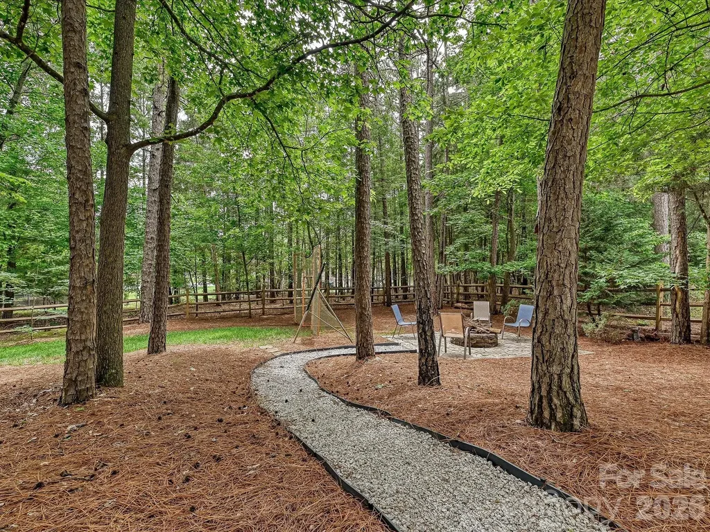 7513 Meadowgate Lane Waxhaw NC 28173
