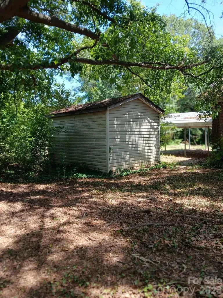230 Cape Hickory Road Hickory NC 28601