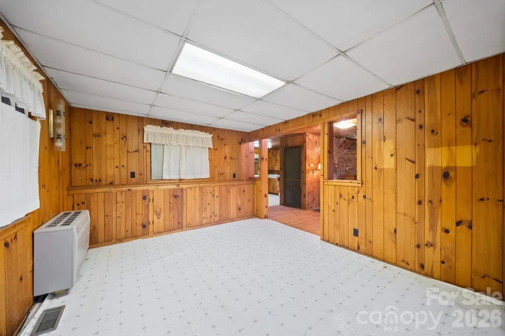 65 Gurney Franklin Road Newland NC 28657