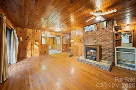 65 Gurney Franklin Road Newland NC 28657