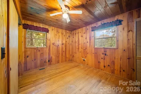 65 Gurney Franklin Road Newland NC 28657