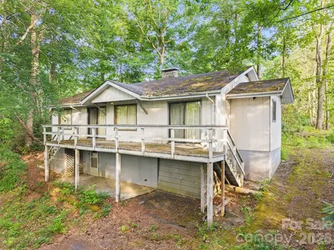 65 Gurney Franklin Road Newland NC 28657