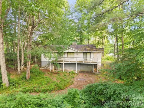 65 Gurney Franklin Road Newland NC 28657