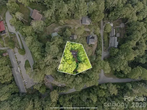 65 Gurney Franklin Road Newland NC 28657