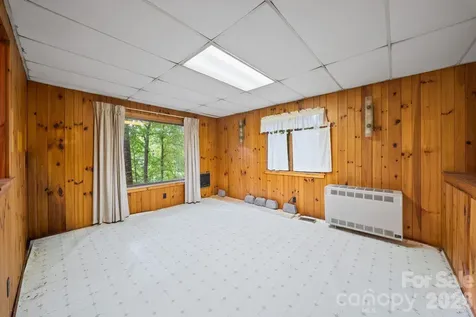 65 Gurney Franklin Road Newland NC 28657