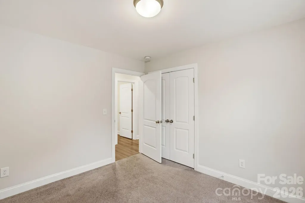 3221 Roberta Road Concord NC 28027