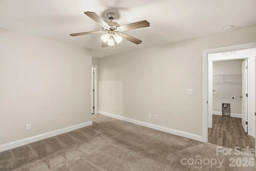 3221 Roberta Road Concord NC 28027