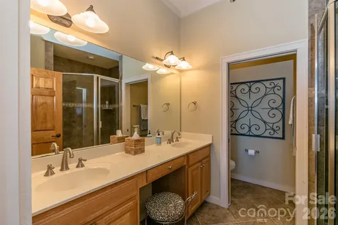 47 Creekside Way Burnsville NC 28714