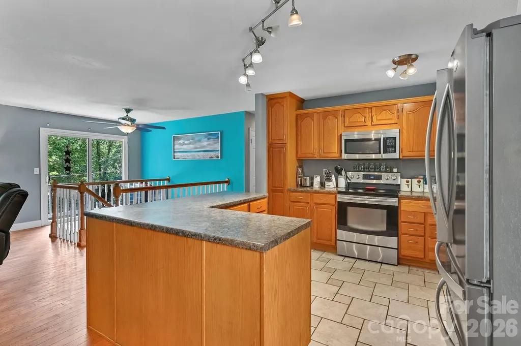 11 Greenwood Acres Drive Mills River NC 28759