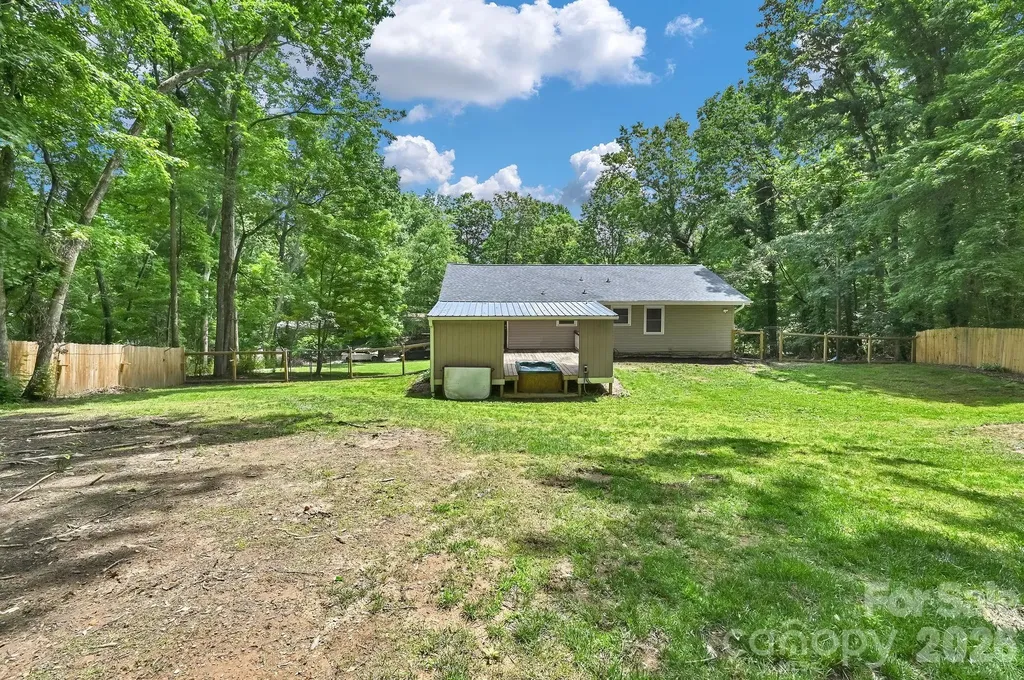 11 Greenwood Acres Drive Mills River NC 28759
