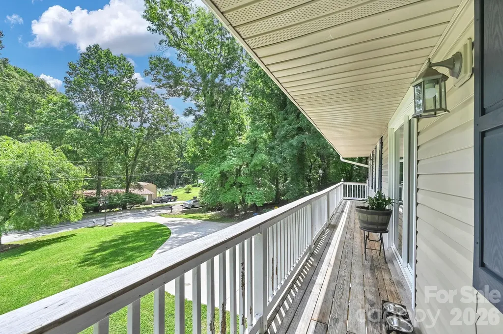 11 Greenwood Acres Drive Mills River NC 28759
