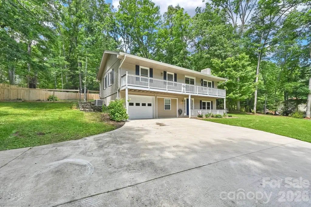 11 Greenwood Acres Drive Mills River NC 28759