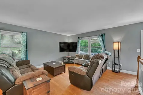 11 Greenwood Acres Drive Mills River NC 28759