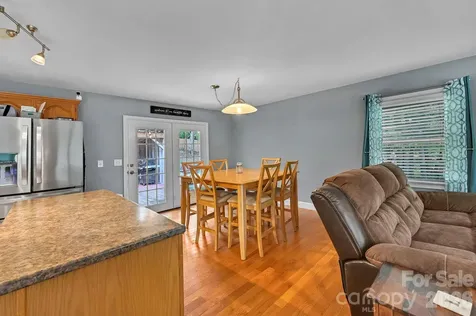 11 Greenwood Acres Drive Mills River NC 28759