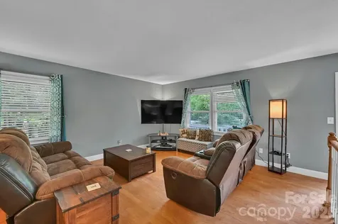 11 Greenwood Acres Drive Mills River NC 28759