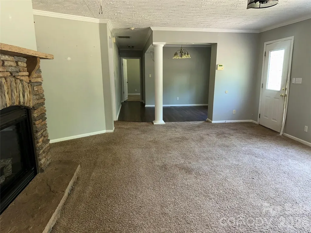 2410 Annwood Court Newton NC 28658